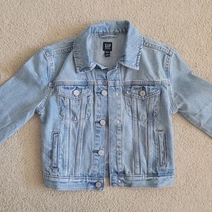 Gap demin jacket  for girls size M